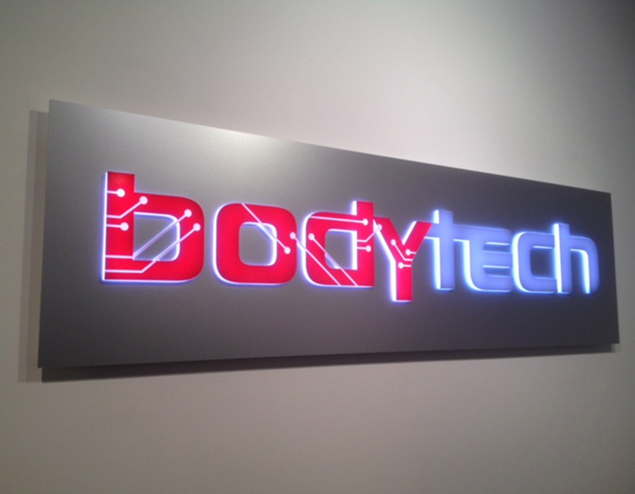 bodytech-signage